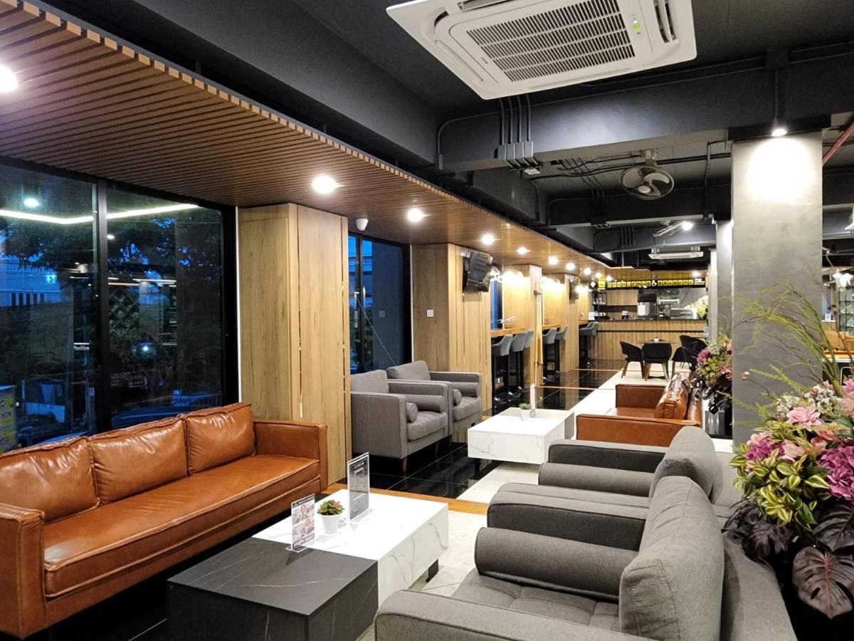 12 The At Don Mueang Airport Hotel Banguecoque